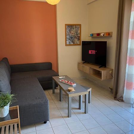 City House 1 Каламата Экстерьер фото